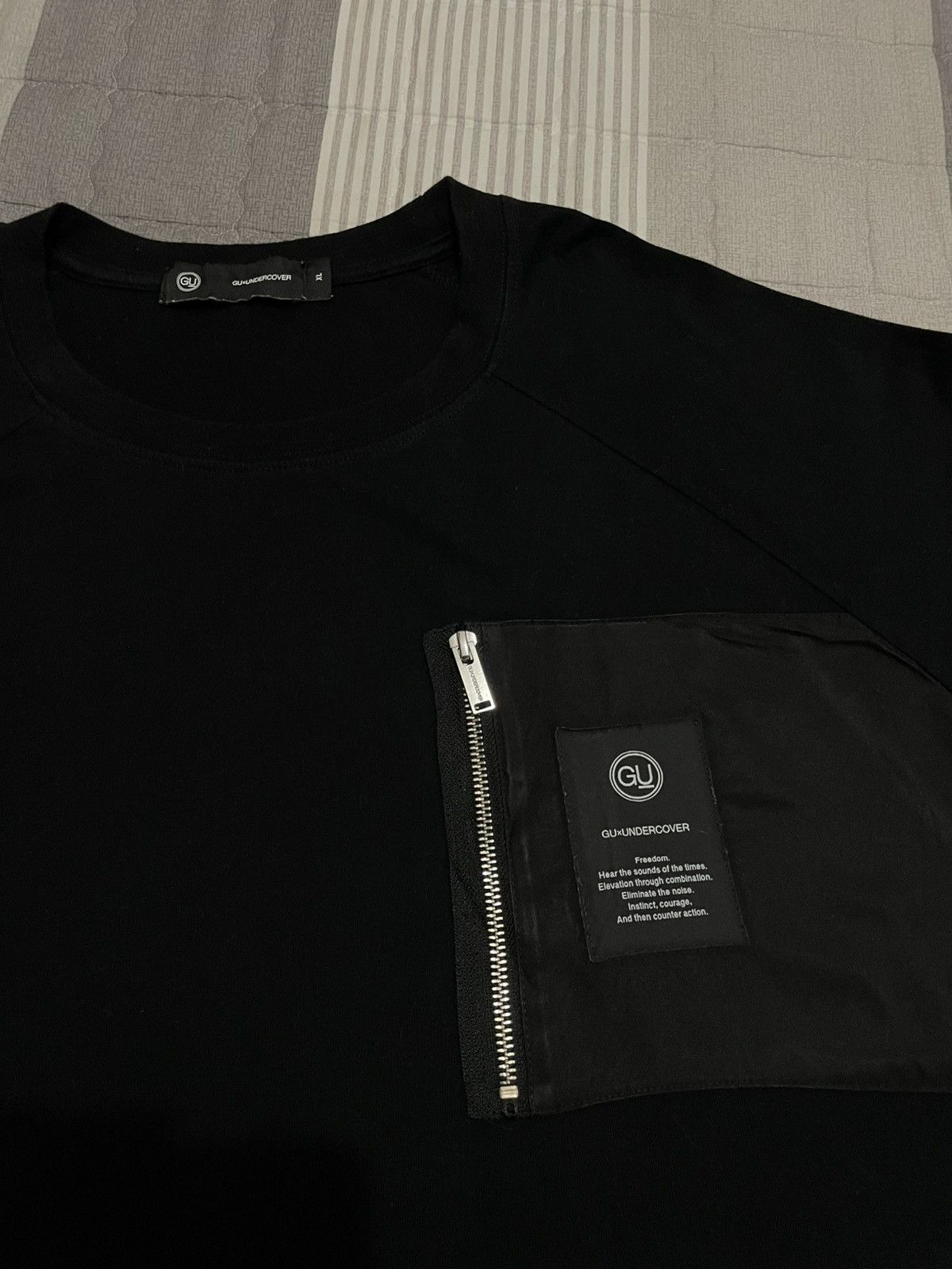 GU × Undercover LASTDROPP 🔥Tshirt GU X UNDERCOVER Size US XXL / EU 58 / 5 - 6 Thumbnail