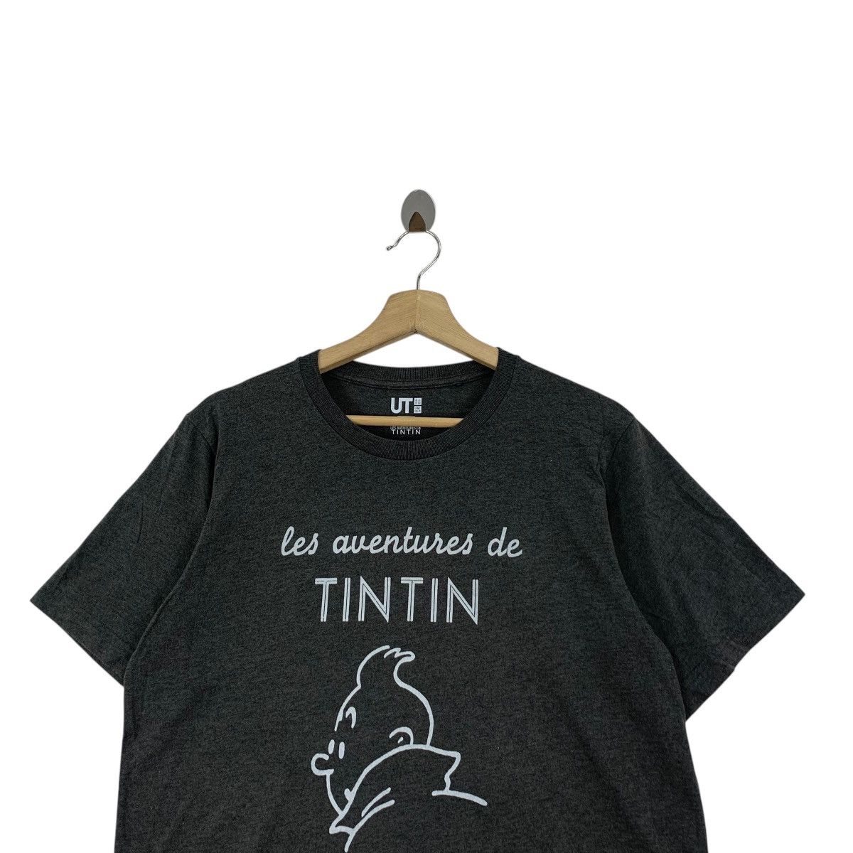 Uniqlo UNIQLO x TINTIN HERGE Adventure 2015 Collection Tee Shirt Size US L / EU 52-54 / 3 - 2 Thumbnail