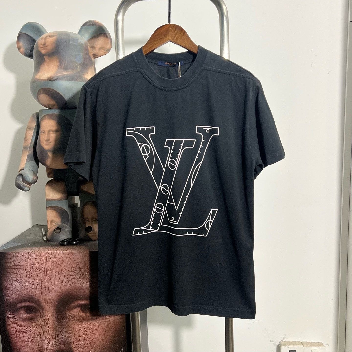 Louis Vuitton Louis Vuitton Black T-Shirt s Men Size US S / EU 44-46 / 1 - 1 Thumbnail
