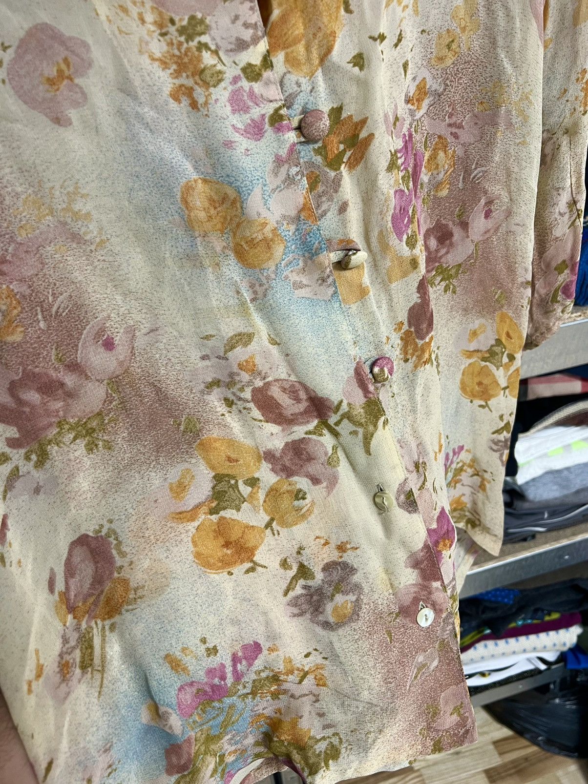 Burberry Vintage Burberrys Silk Two Piece Floral Blouse & Skirt Suit Size L / US 10 / IT 46 - 6 Thumbnail