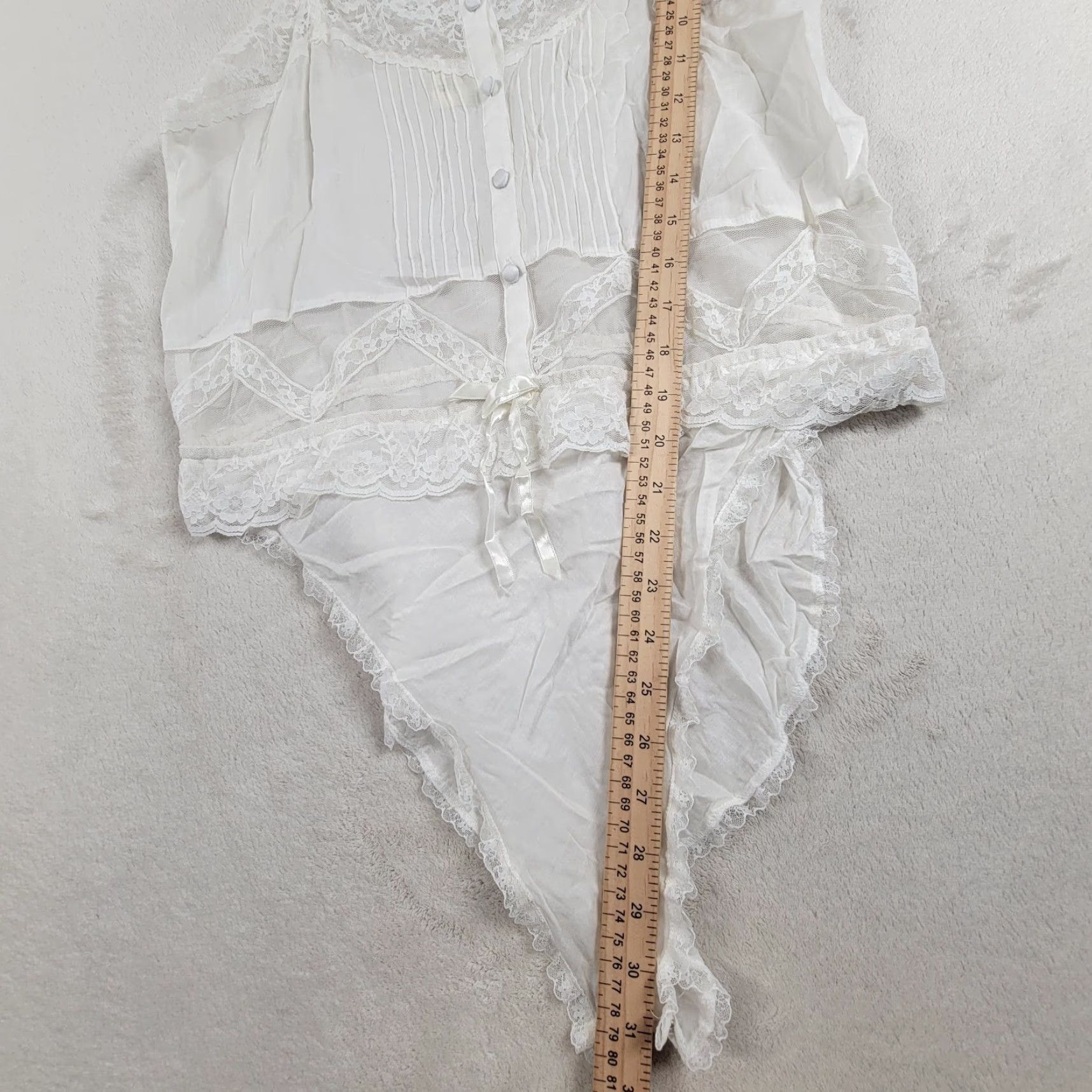 Victoria's Secret VINTAGE Victoria's Secret Teddy Bodysuit Ivory Lace Satin 1990s M Womens Size M / US 6-8 / IT 42-44 - 5 Thumbnail