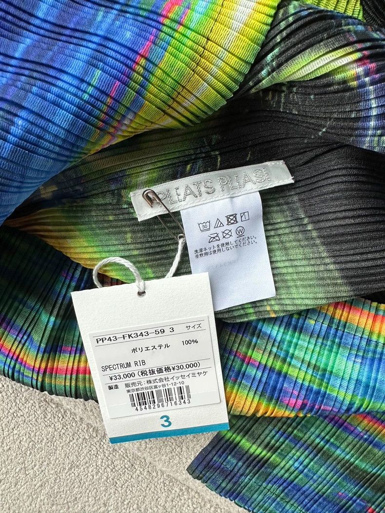 Other Issey Miyake/三宅一生 Spectral rib long sleeve Size M / US 6-8 / IT 42-44 - 3 Thumbnail