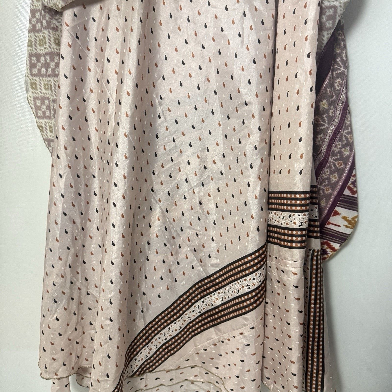 Other Earthbound Wrap India Silk Blend Floral Pink Boho Skirt Size 36" / US 14 / IT 50 - 5 Thumbnail