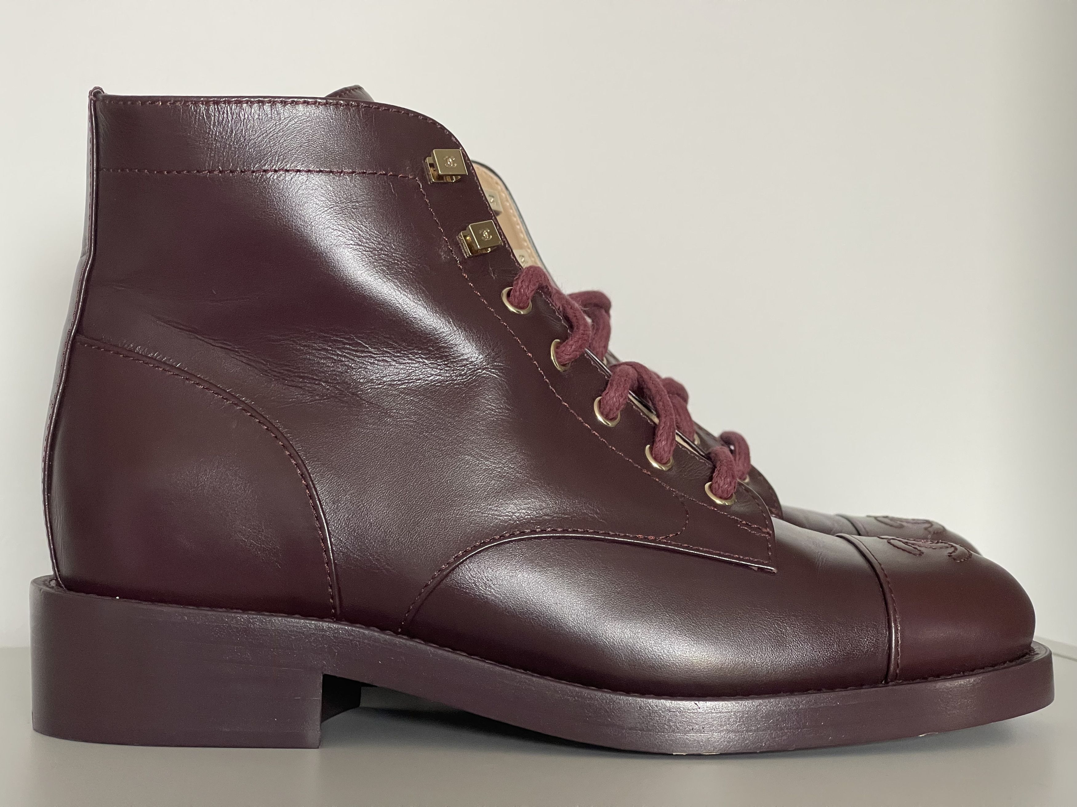 Chanel Chanel lace up ankle boots, burgundy, size 39 Size US 9 / IT 39 - 4 Thumbnail