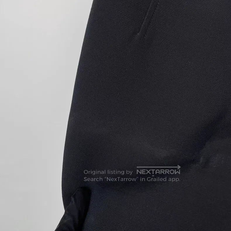 Louis Vuitton Louis Vuitton Black A-line skirt Size 35" - 9 Thumbnail