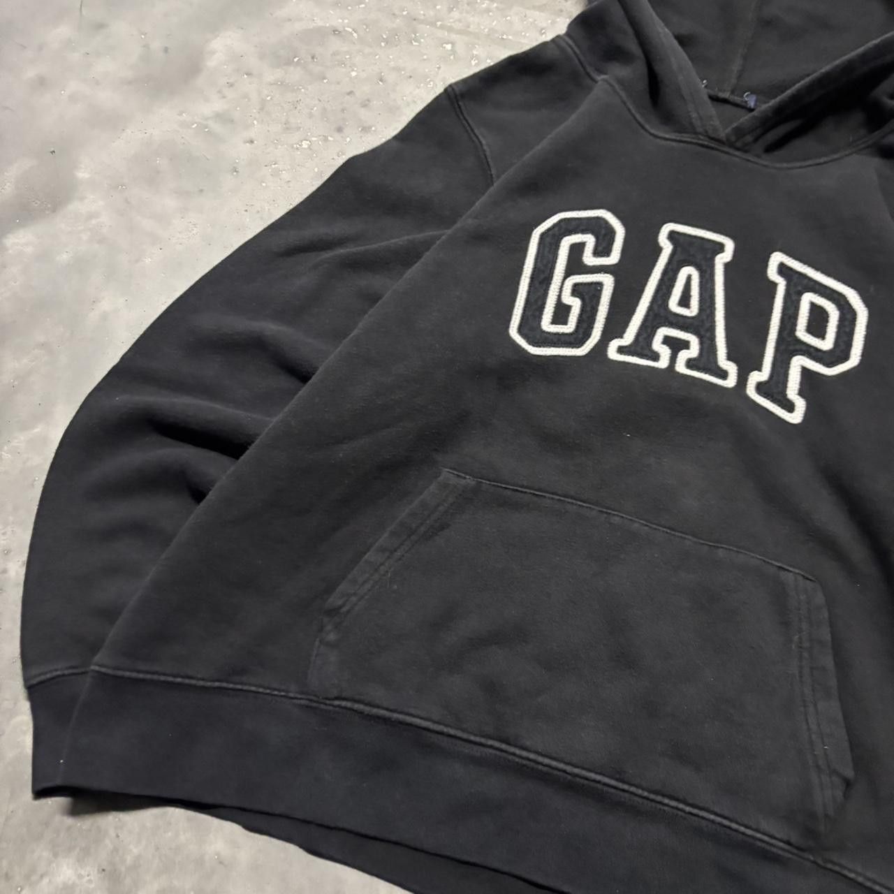 Gap × Vintage Crazy Vintage Y2K/2000s Black Gap Spellout Essential Hoodie! Size M / US 6-8 / IT 42-44 - 3 Thumbnail