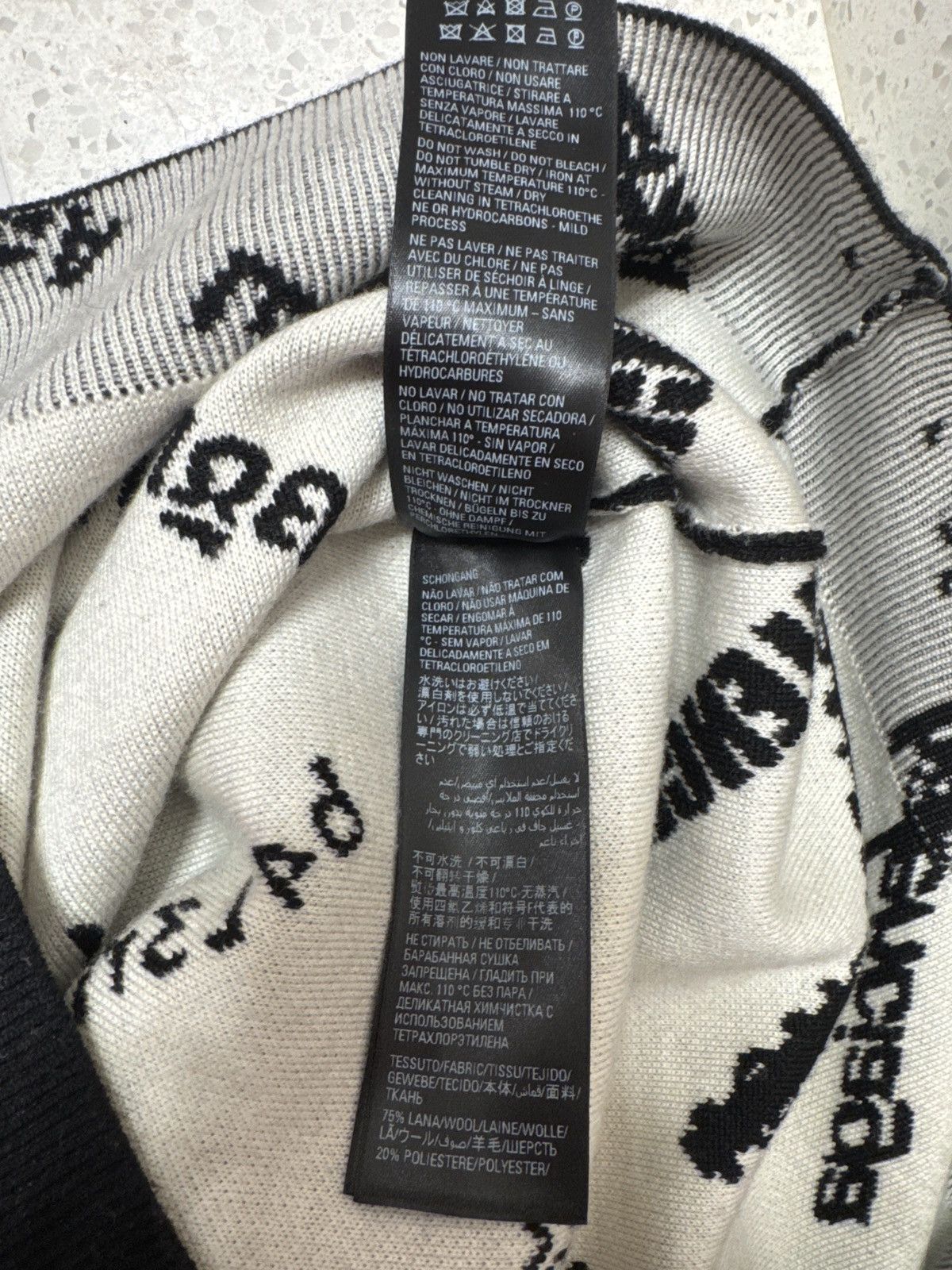 Balenciaga Logomania Sweater Size US XS / EU 42 / 0 - 5 Thumbnail
