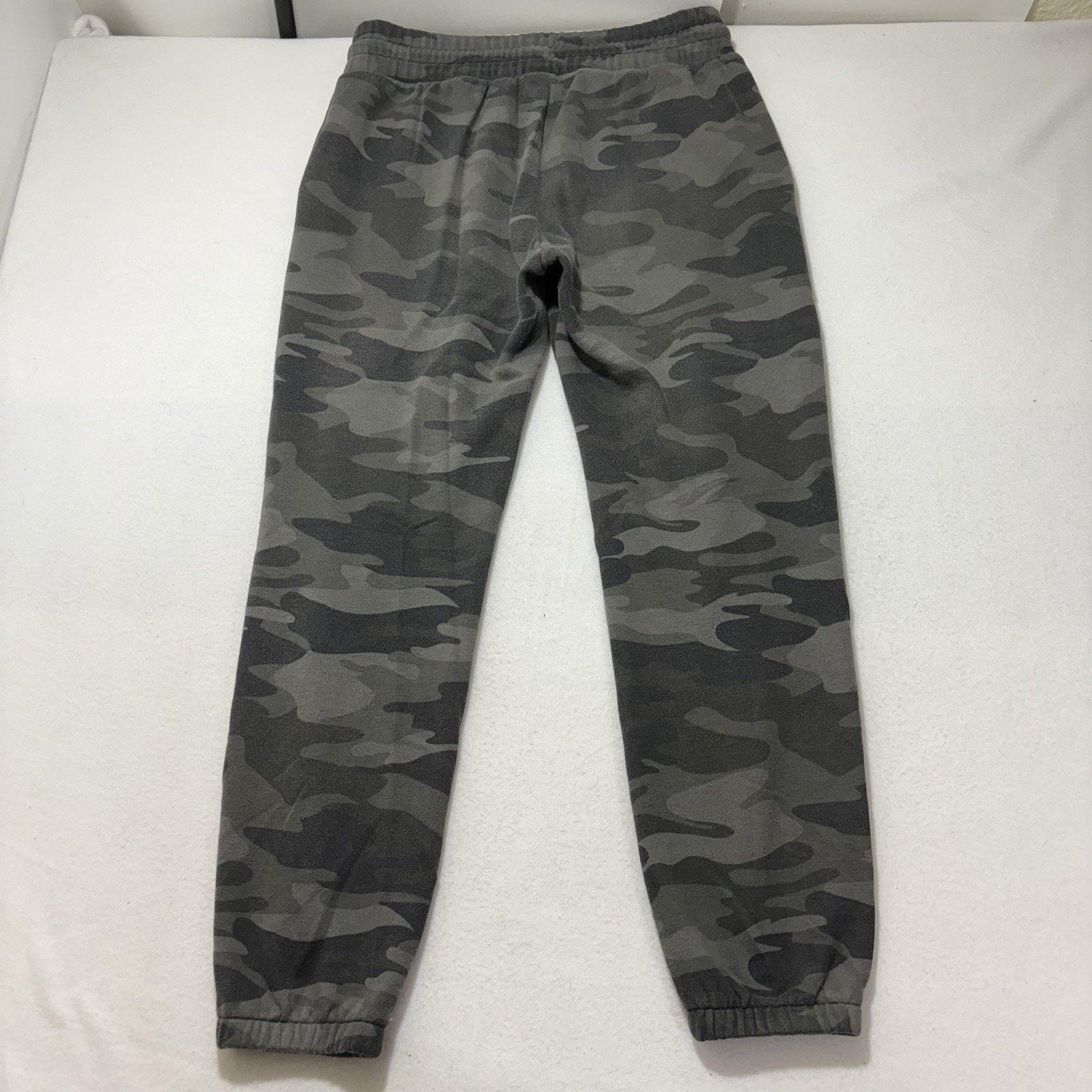 Target Basics Wild Fable Small Tapered Sweatpants Camo Green Joggers Pants Size 28" / US 6 / IT 42 - 6 Thumbnail