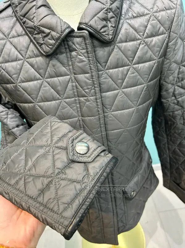 Burberry Burberry Quilted Gray Short Jacket for Women. Size S / US 4 / IT 40 - 4 Thumbnail