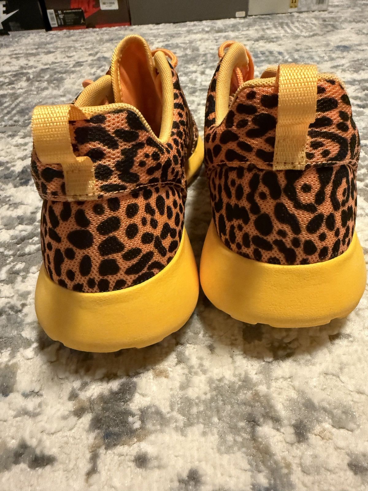Nike Nike Roshe Run ‘Orange Leopard’ Size US 10 / EU 43 - 4 Thumbnail