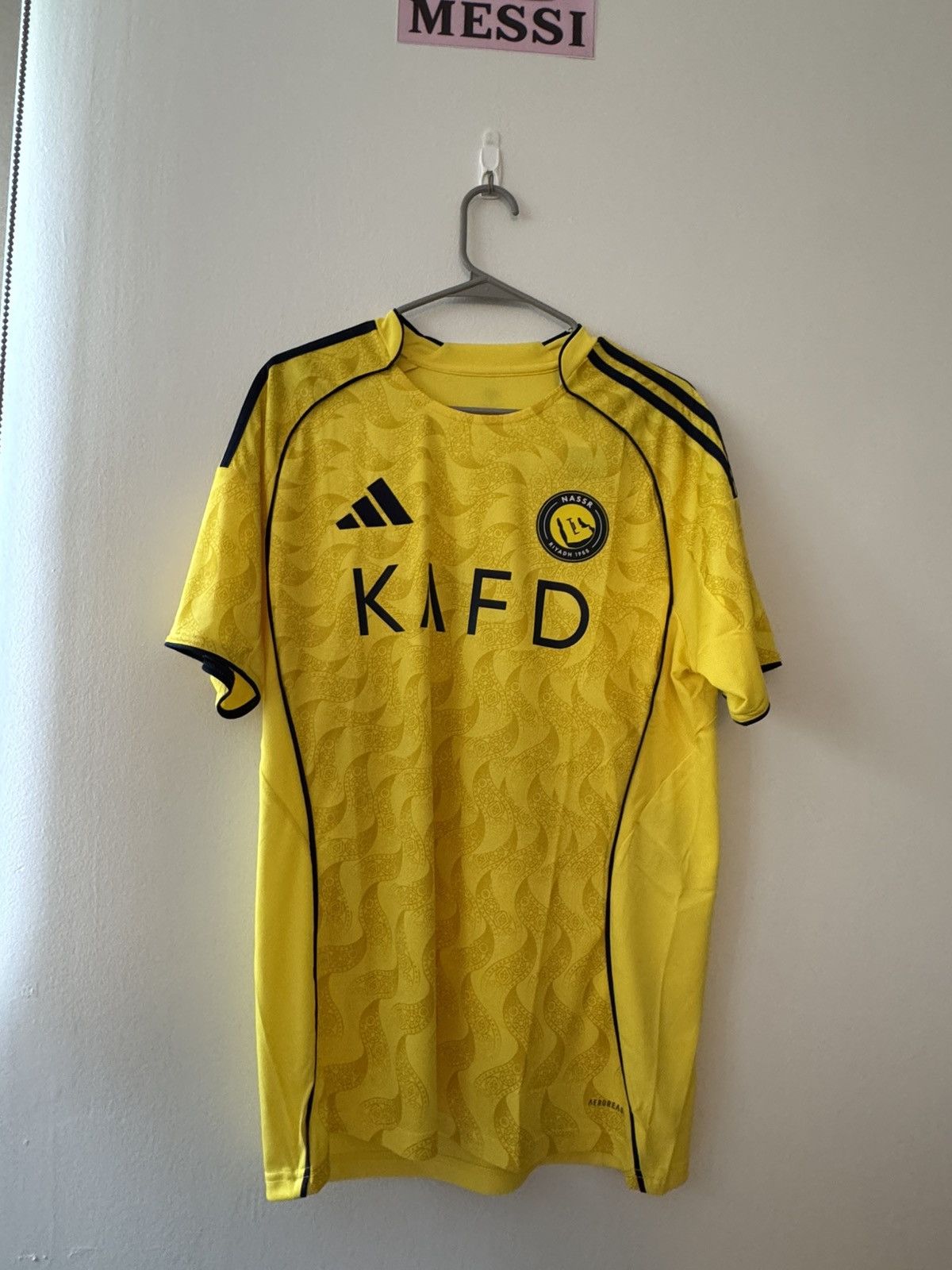 Adidas AL NASSR FC 25/26 Ronaldo Cr7 Size US L / EU 52-54 / 3 - 1 Thumbnail