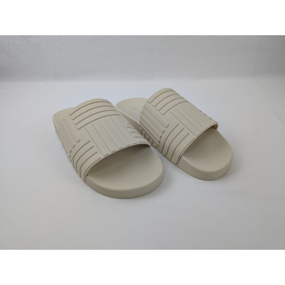 Bottega Veneta o1rshd1 Rubber Carpet Slider Sandal in Sea Salt Size US 8 / EU 41 - 3 Thumbnail