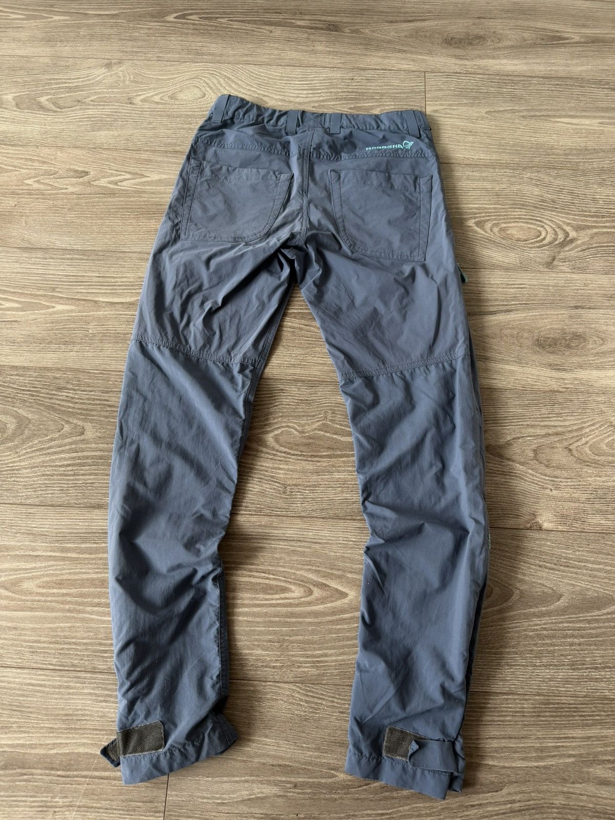 Norrona Norrona Lightweight Big Logo Gorpcore Cool Regular Pants Size 25" / US 0 / IT 36 - 19 Thumbnail