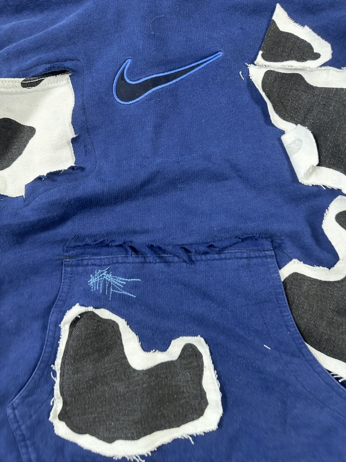 Nike Y2K Custom Cow Nike Centre Logo Hoodie Pocket Streetwear Size S / US 4 / IT 40 - 3 Thumbnail