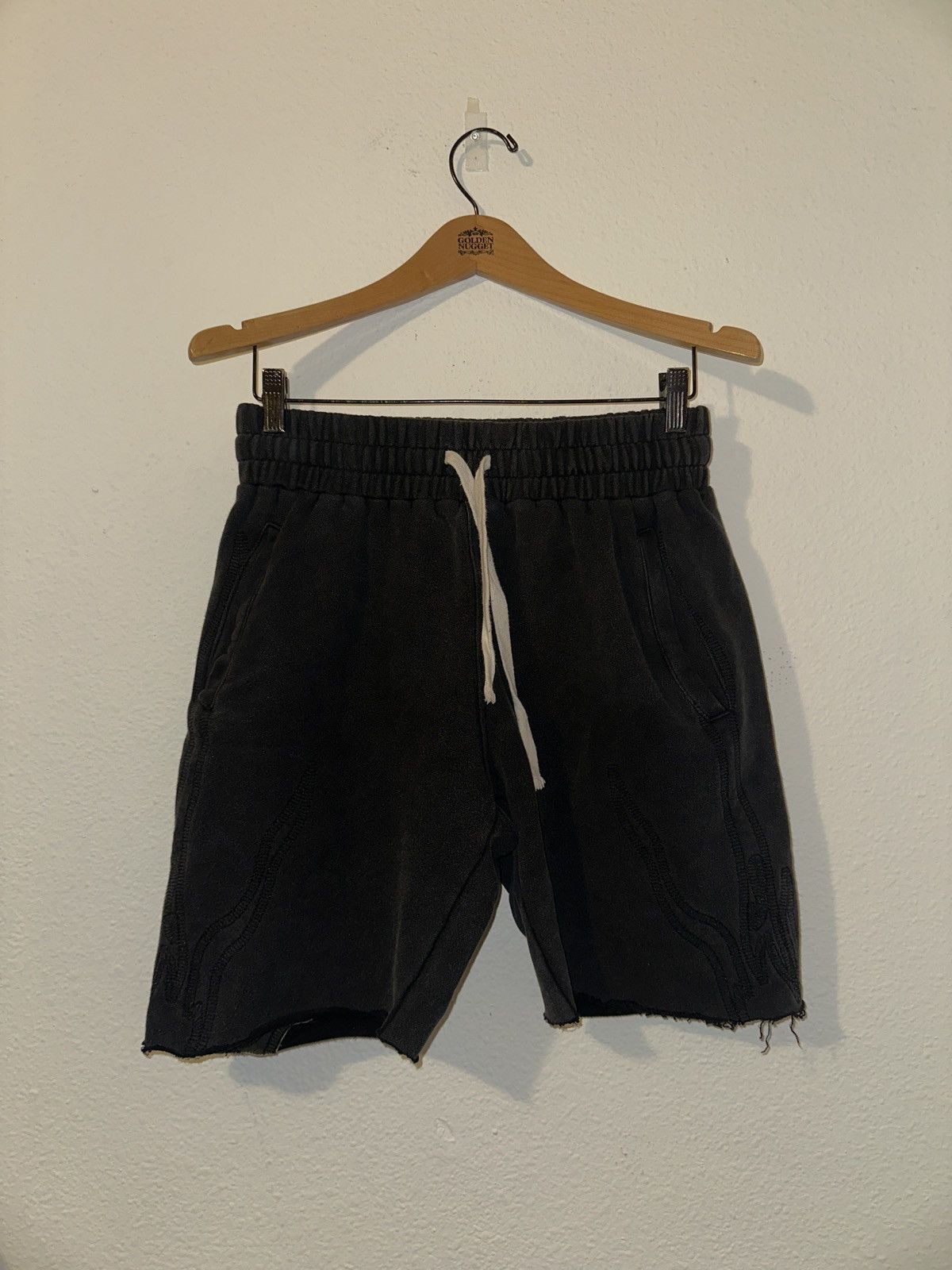 Vale S Vale Lives Tribal Stiched Shorts Size US 30 / EU 46 - 1 Thumbnail