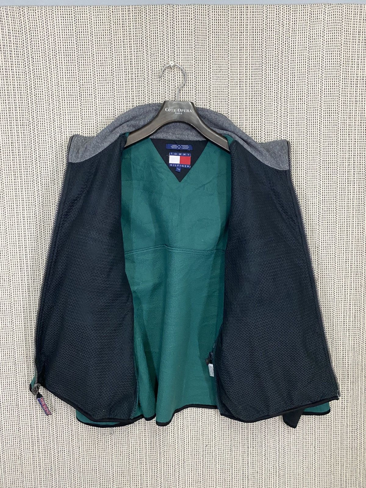Tommy Hilfiger × Vintage Vintage 90s tommy hilfiger athletic gear fleece jacket Size US L / EU 52-54 / 3 - 8 Thumbnail