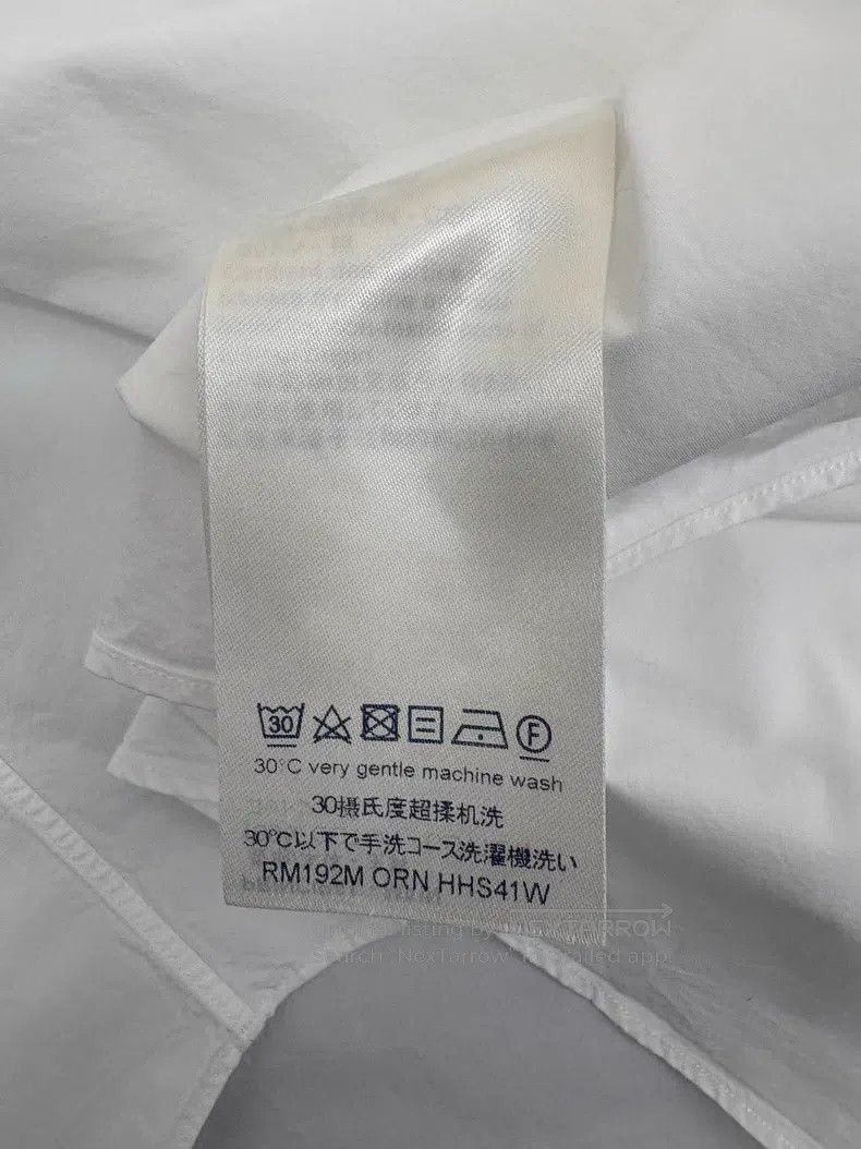 Louis Vuitton Louis Vuitton 1854 Portrait logo white shirt Size US S / EU 44-46 / 1 - 7 Thumbnail