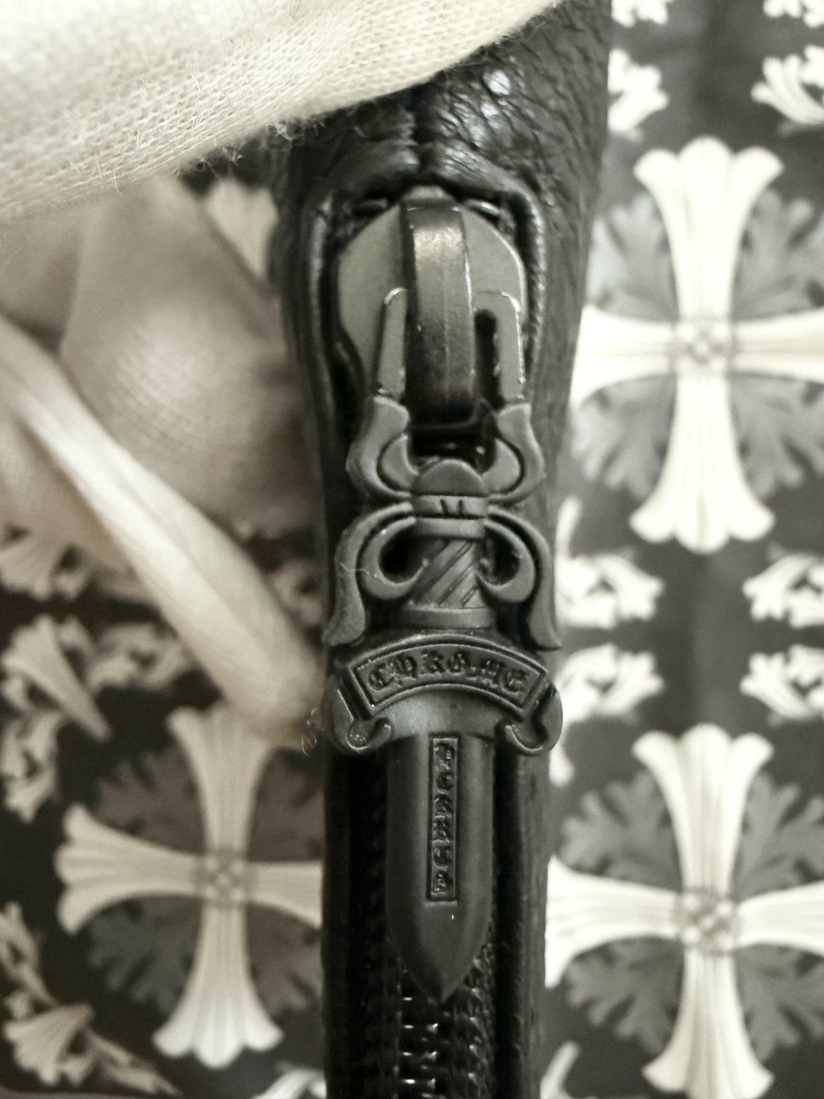 Chrome Hearts Chrome Hearts Sunglasses Case + Cloth Size ONE SIZE - 9 Thumbnail