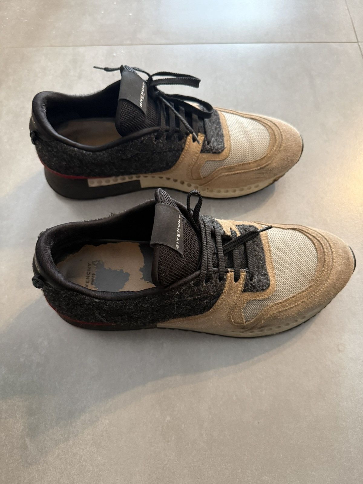 Givenchy Givenchy beige/ black sneakers Size US 11 / EU 44 - 3 Thumbnail