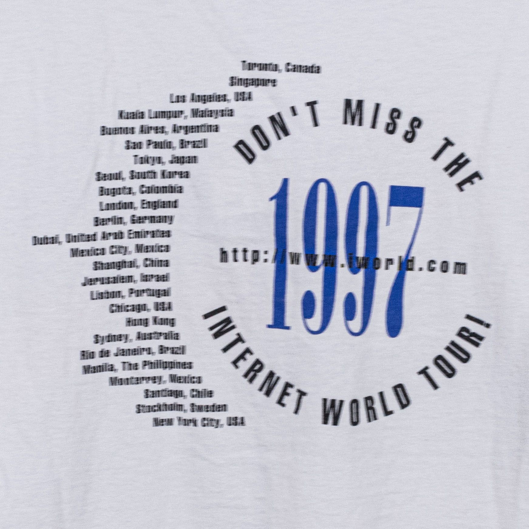 Vintage Vtg 1997 Internet World Tech Tee XL - USA Single Stitch Size US XL / EU 56 / 4 - 9 Thumbnail