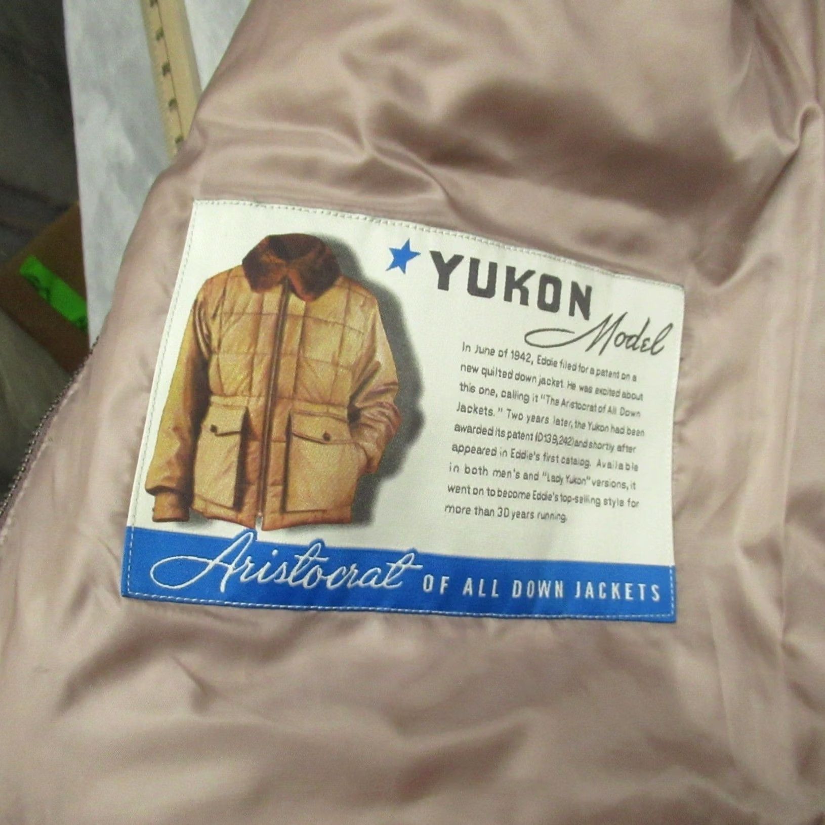 Eddie Bauer VINTAGE Eddie Bauer Down Vest Women L Brown Yukon Quilted Full Zip Puff VTG Size L / US 10 / IT 46 - 6 Thumbnail