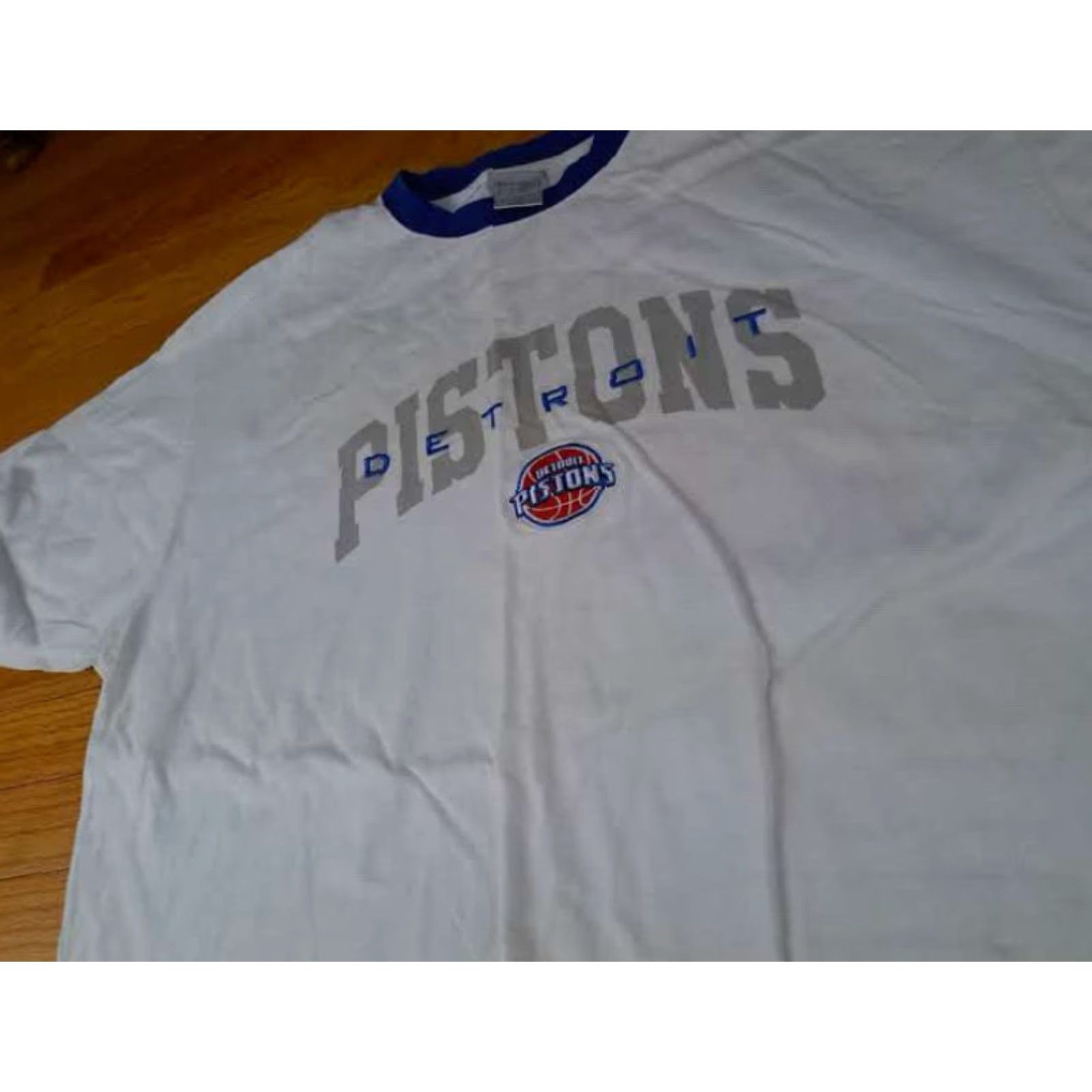 NBA VINTAGE Detroit Pistons Basketball NBA XL Embroidered Ringer T-Shirt Size US XL / EU 56 / 4 - 4 Thumbnail