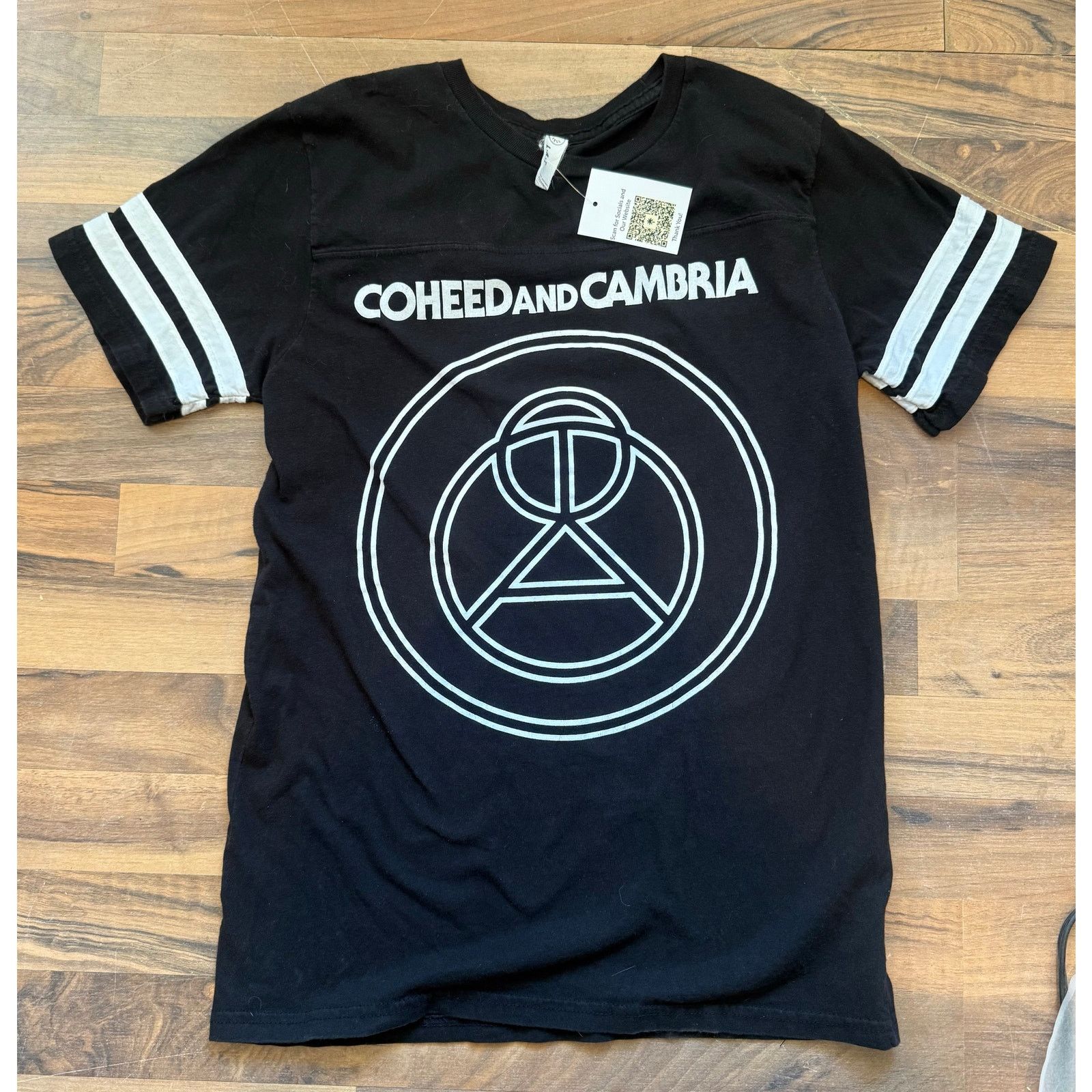 Other Coheed and Cambria striped sleeves number 33 size small Size US S / EU 44-46 / 1 - 1 Thumbnail
