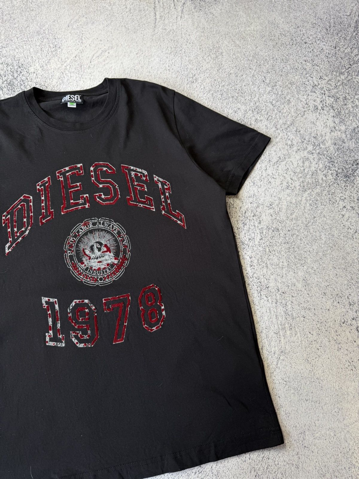 Diesel Diesel Avant Garde T Shirt Big Logo Size US L / EU 52-54 / 3 - 8 Thumbnail