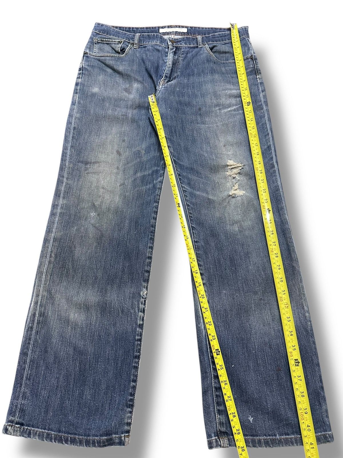 Japanese Brand Vintage Uniqlo Distressed Jeans With Baggy Loose Style Faded Size US 35 - 12 Thumbnail