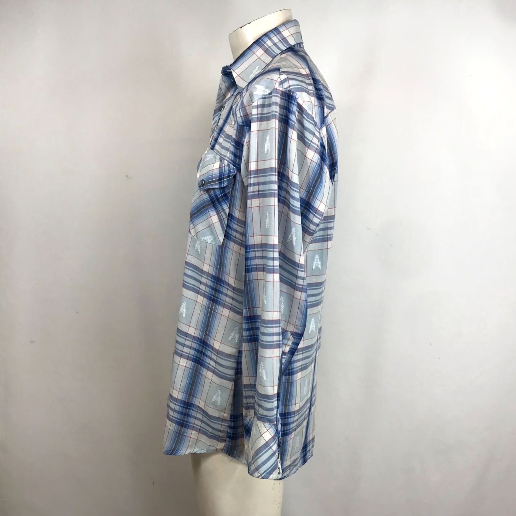 Vintage VINTAGE JCPENNY MEN'S 15 1/2-33 BLUE WESTERN SNAP SHIRT LONG SLEEVE W/ POCKETS Size US L / EU 52-54 / 3 - 6 Thumbnail