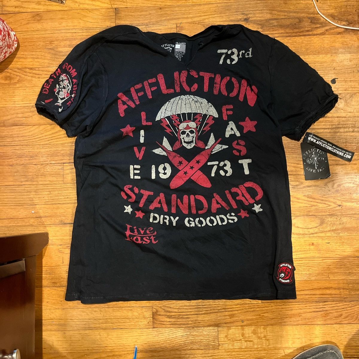 Affliction Affiction bombs away t shirt Size US XXL / EU 58 / 5 - 1 Thumbnail