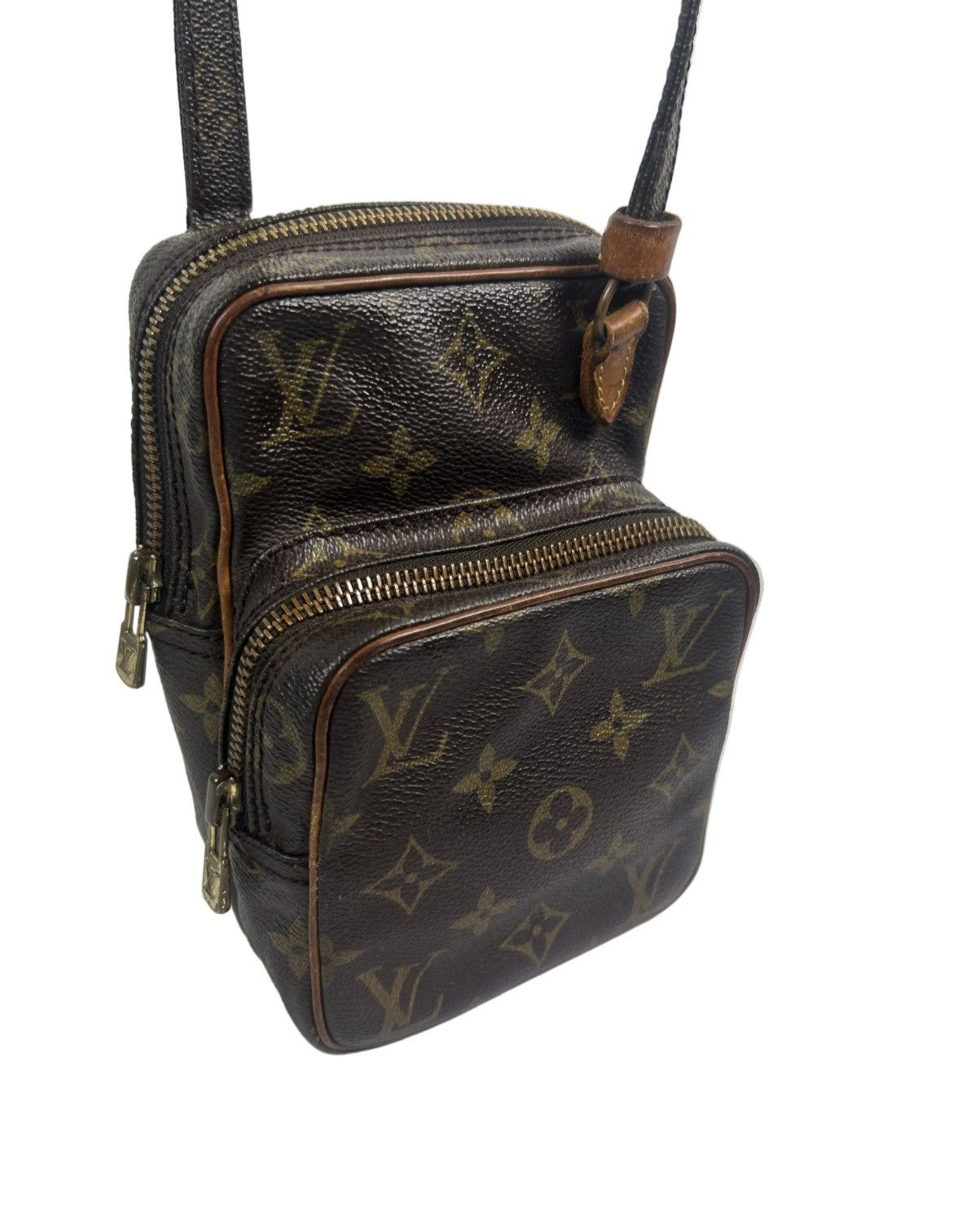 Louis Vuitton Louis Vuitton Monogram Crossbody Bag Size ONE SIZE - 1 Thumbnail