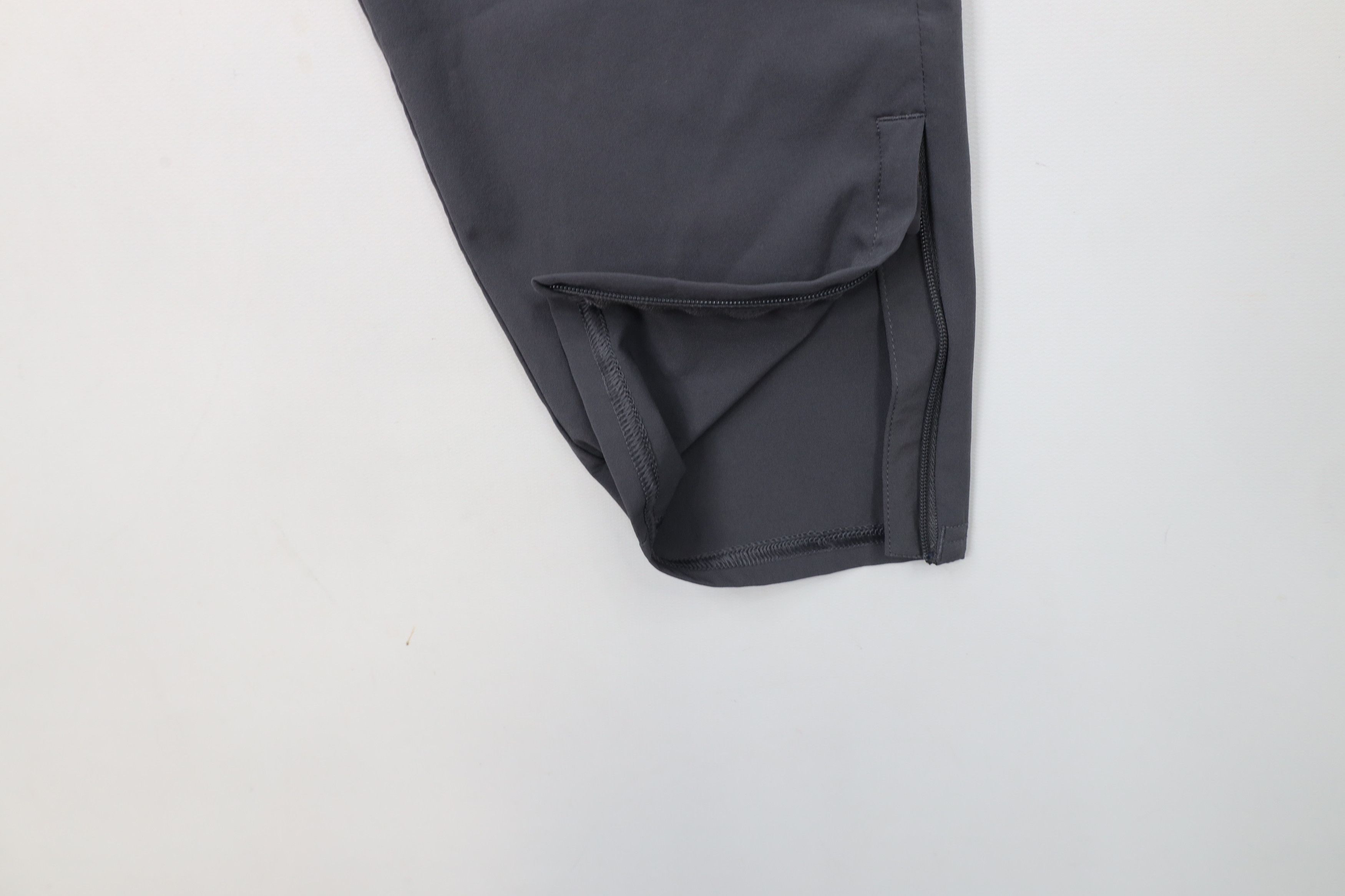 Gymshark × Vintage Gymshark Gym Tapered Leg Arrival Woven Joggers Pants Gray Size US 32 / EU 48 - 5 Thumbnail