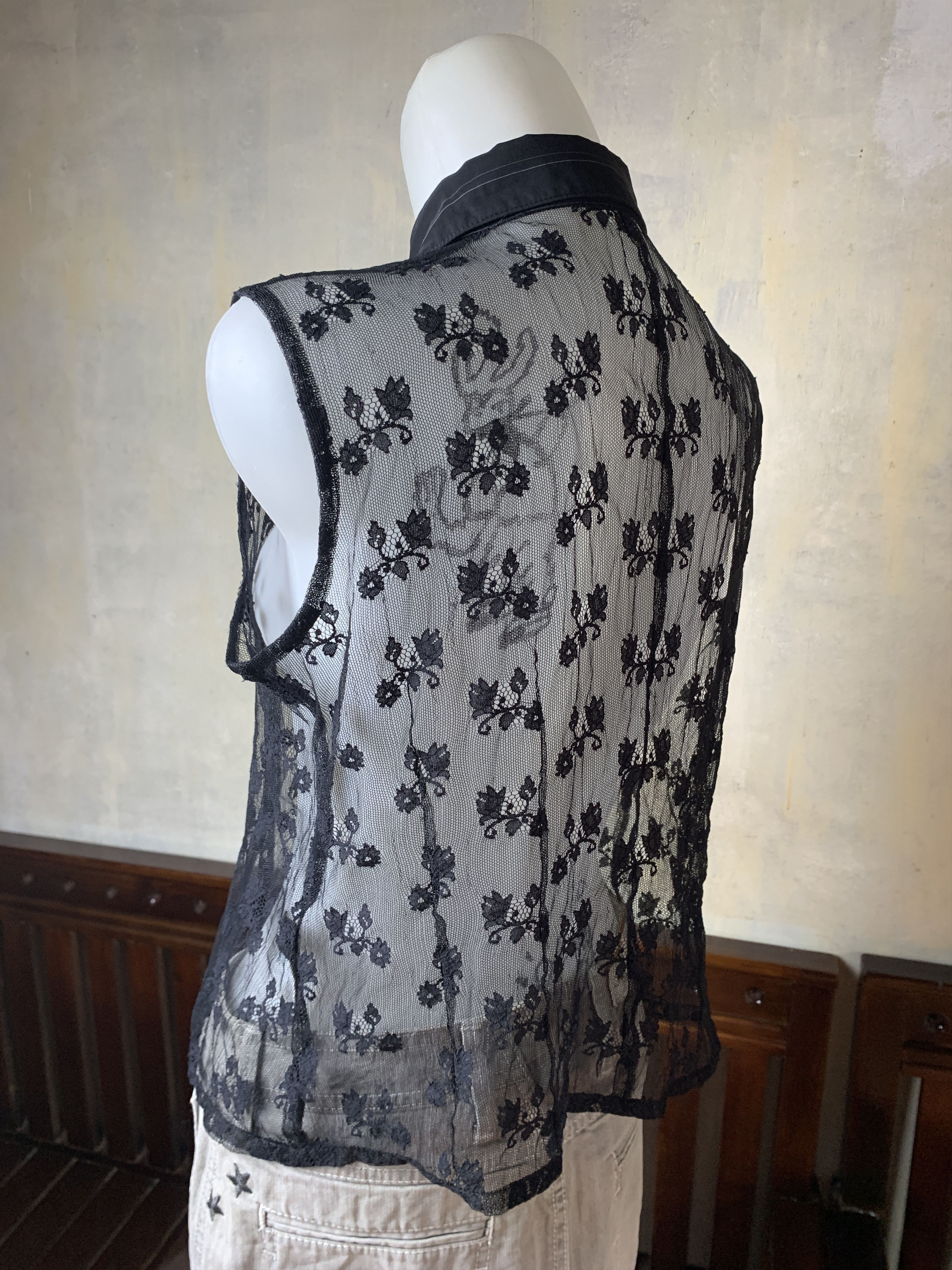 Japanese Brand 2000s NERO Japan Floral Mesh Blous (M) Size M / US 6-8 / IT 42-44 - 3 Thumbnail