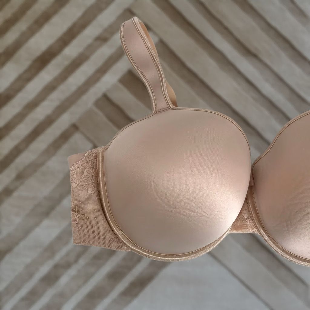 Torrid Torrid Curve Plus Size Lightly Lined Full Coverage Underwire Bra 44D Lace Wings Size ONE SIZE - 1 Thumbnail