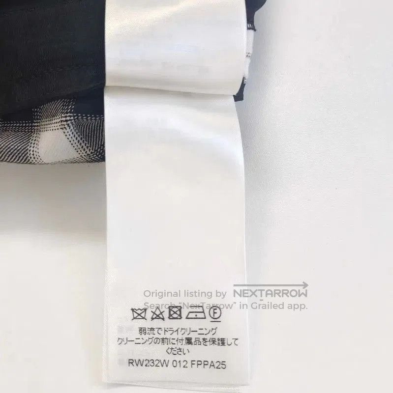 Louis Vuitton Louis Vuitton Checked Cotton Women's Shorts . Size 22" - 4 Thumbnail