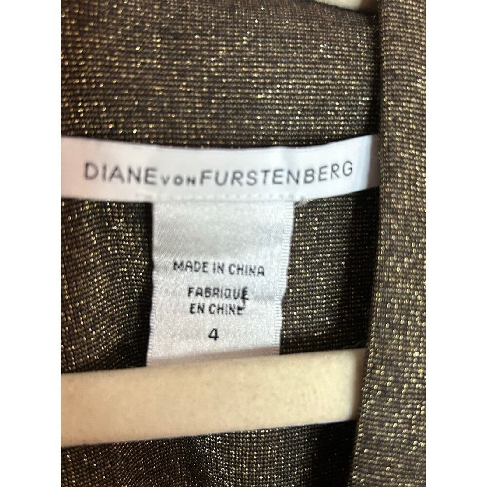 Diane von Furstenberg DIANE VON FURSTENBERG GOLD PLUNGE DRESS-Sz 4 Size S / US 4 / IT 40 - 3 Thumbnail