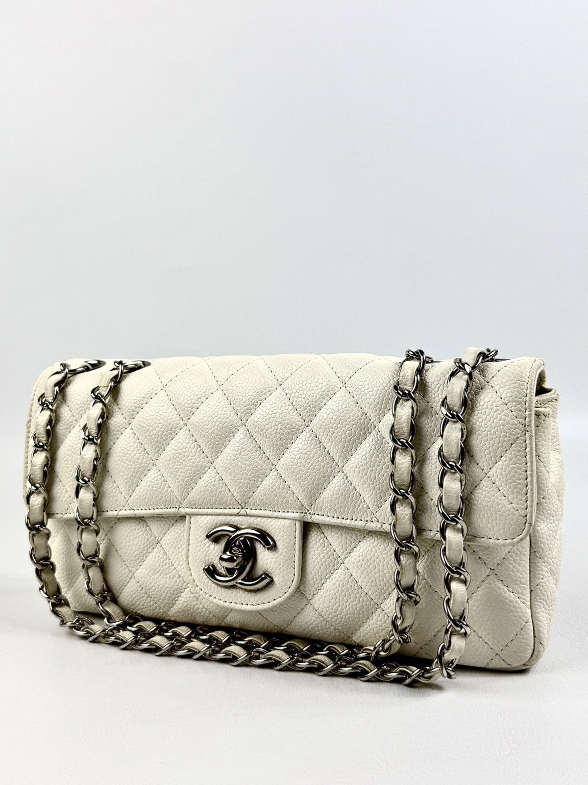 Chanel Chanel - Karl - 2008 - White - Caviar - East West - Flap Size ONE SIZE - 3 Thumbnail