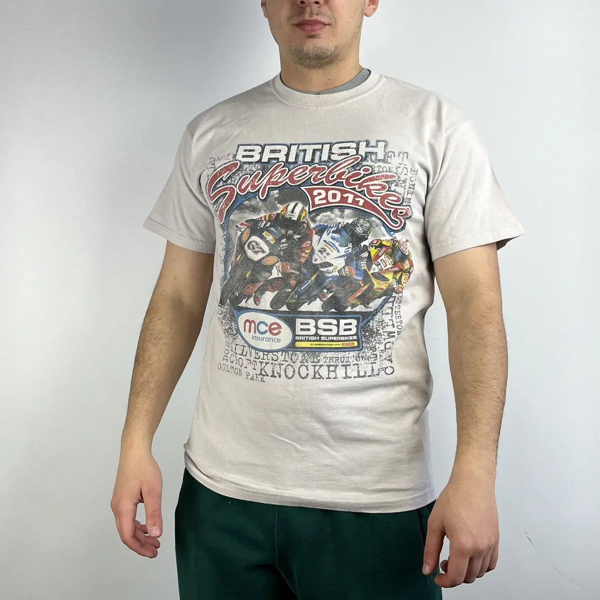 Band Tees Racing British superbikes tshirt size Medium Size US M / EU 48-50 / 2 - 1 Thumbnail