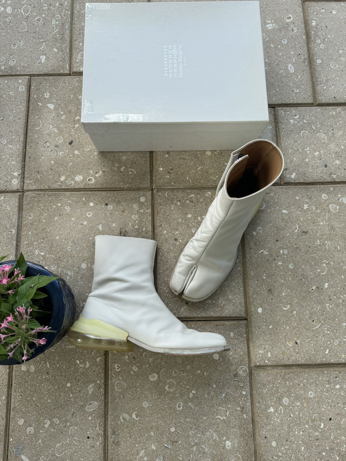 Maison Margiela Maison Margiela Airbag Tabi Boots Size 44 | Grailed