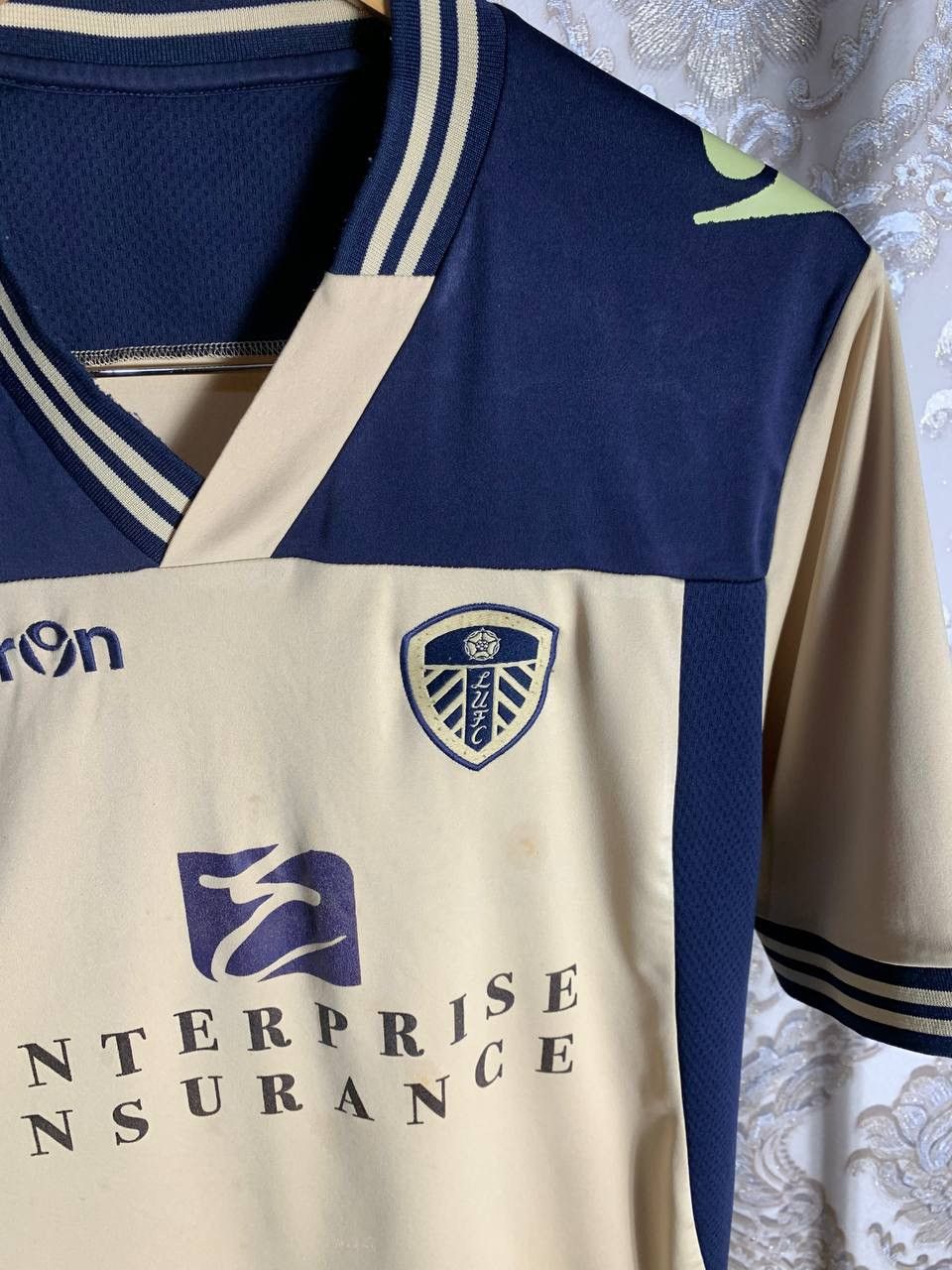 Macron × Vintage VERY RARE MACRON LEEDS UNITED ENGLAND SOCCER JERSEY Y2K 90s Size US XL / EU 56 / 4 - 7 Thumbnail