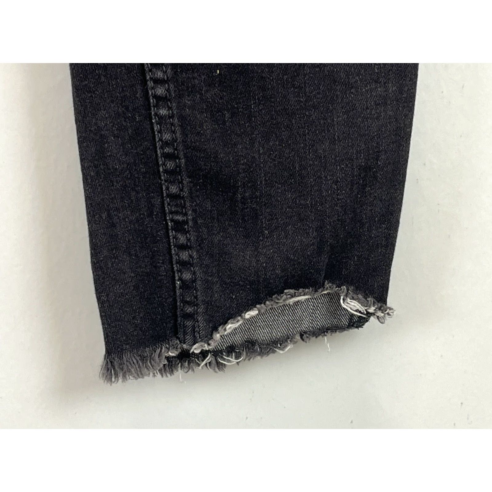 Free People Free People Skinny Jeans Sz 28 Black Distressed Raw Hem GUC Size 28" / US 6 / IT 42 - 6 Thumbnail