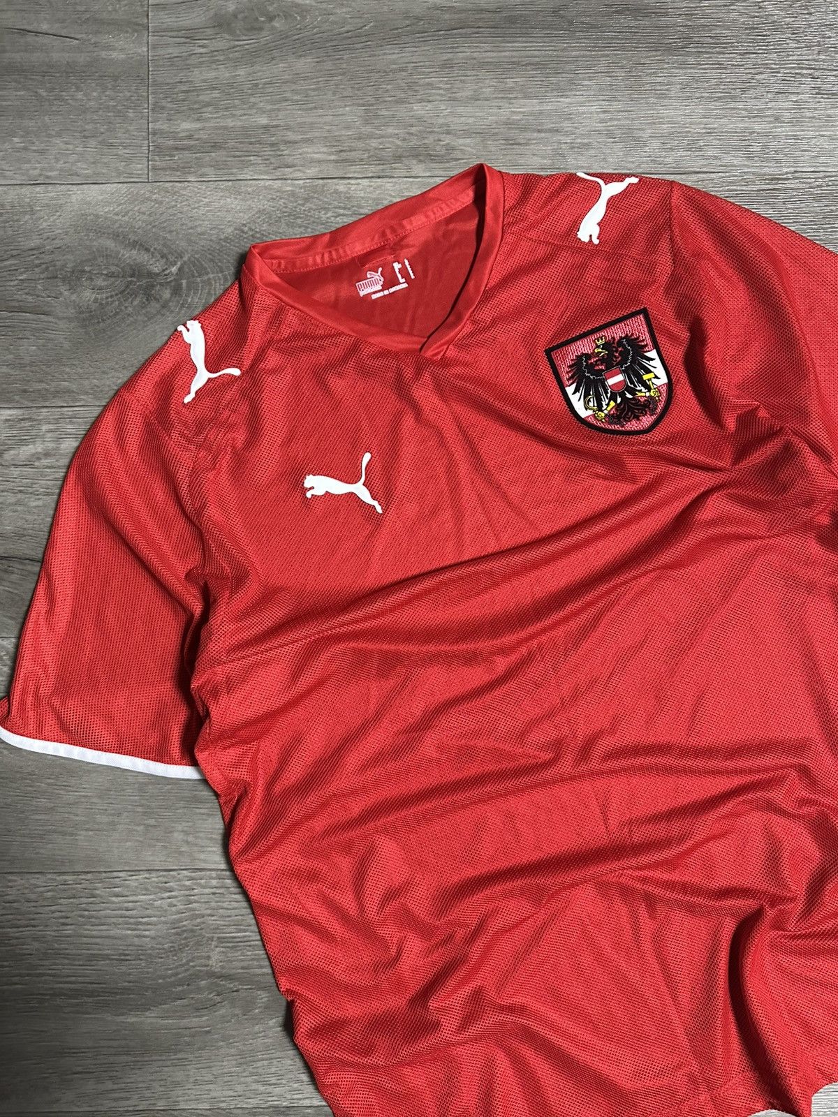Puma 🫧 PUMA AUSTRIA TEAM JERSEY HOME ss2008/2010 RED TRIKOT Size US L / EU 52-54 / 3 - 2 Thumbnail