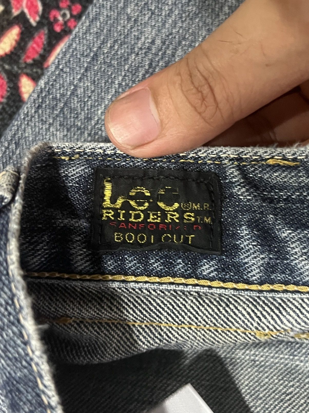 Lee ⚡️Flare⚡️Vintage Lee Riders Made in Japan Distressed Blue Jean Size US 30 / EU 46 - 17 Thumbnail