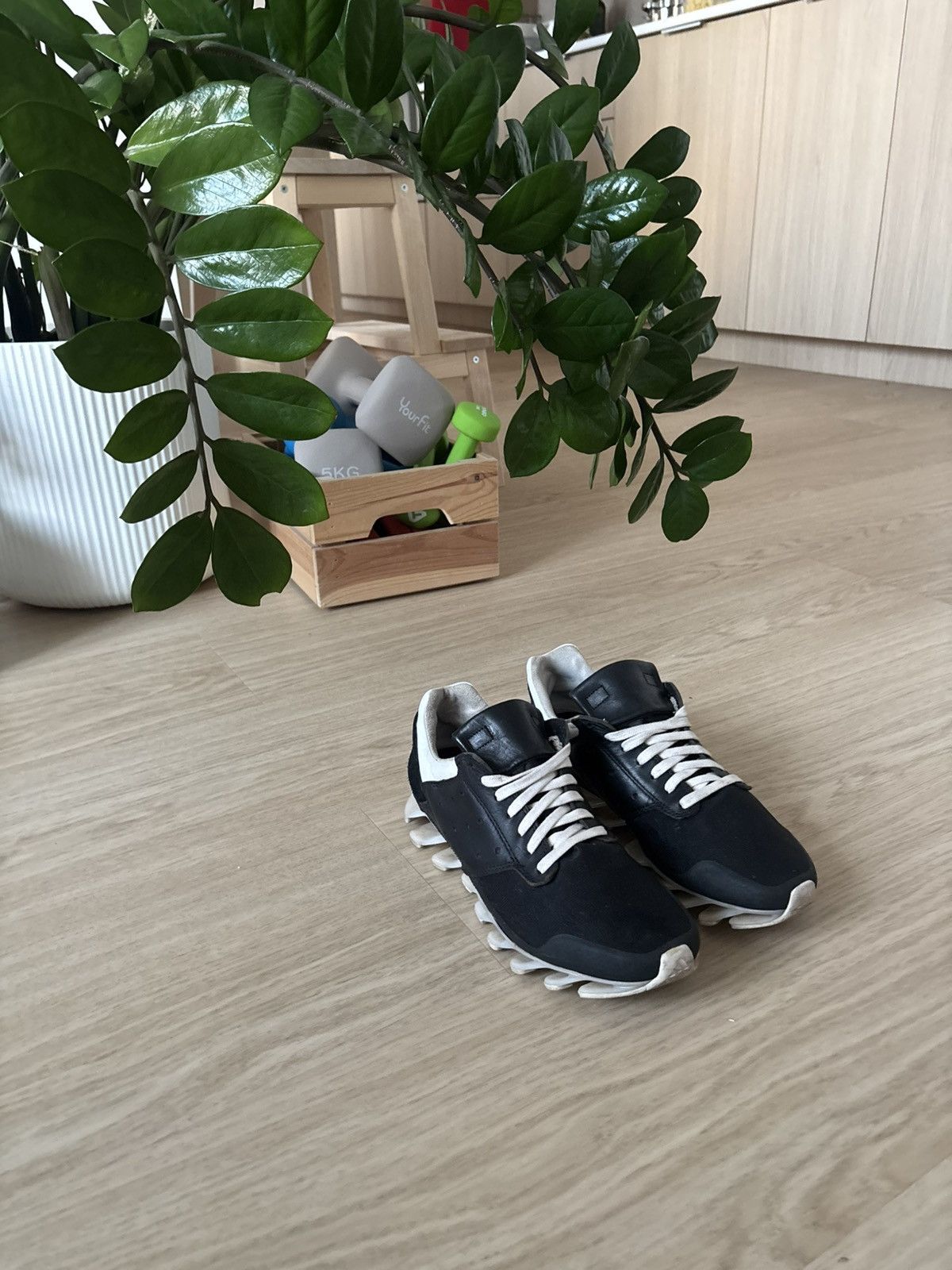 Adidas × Rick Owens Rick Owens x Adidas Springblade Vintage aw15 ss15 2015 Size US 5.5 / EU 38 - 1 Thumbnail