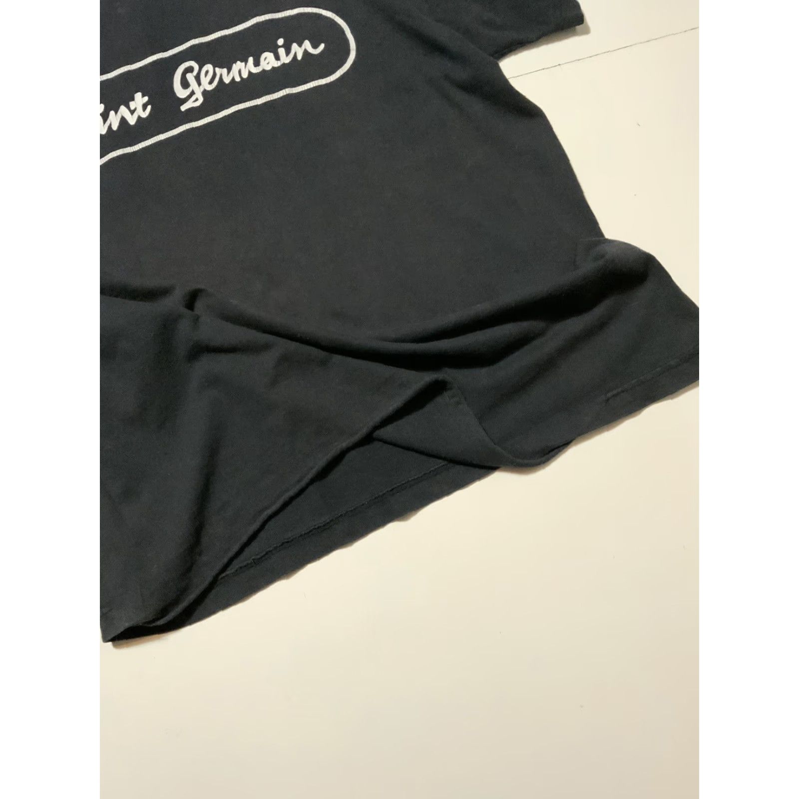 Vintage VINTAGE 90s Lisa Deane Saint Germain Black Faded Graphic S/S Crew T-Shirt Sz. L Men Shirt Size US L / EU 52-54 / 3 - 7 Thumbnail