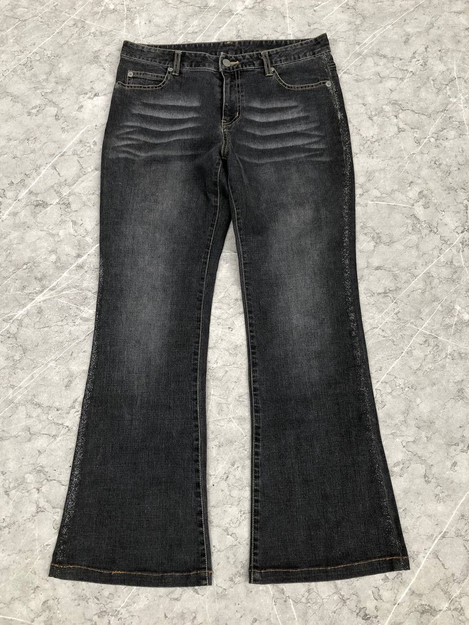 Japanese Brand × Vintage unknown brand flare jeans Size US 29 - 1 Thumbnail