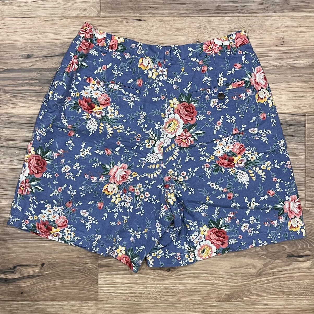Jones New York Jones New York Sport Large Floral Button Up Shirt and Shorts Size L / US 10 / IT 46 - 8 Thumbnail
