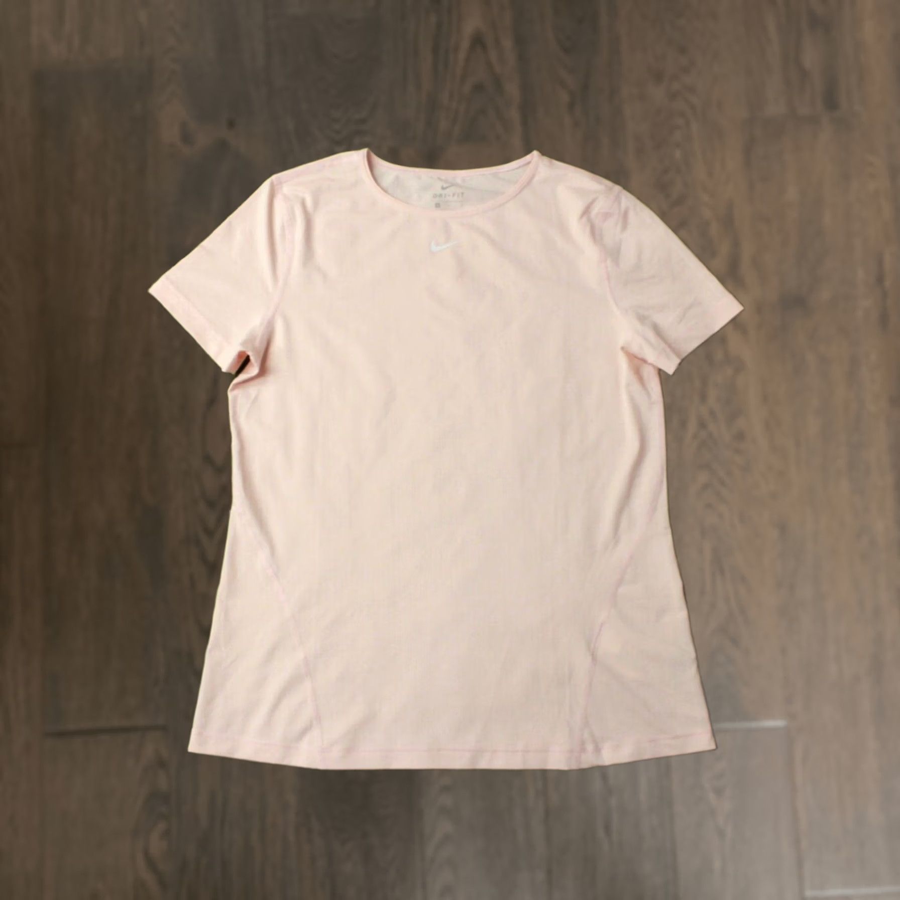 Nike Nike Dri-FIT Shirt Womens M Pink 2019 Run Jersey Tee Short Sleeve Sports Fit Regular Womens Size M / US 6-8 / IT 42-44 - 1 Thumbnail