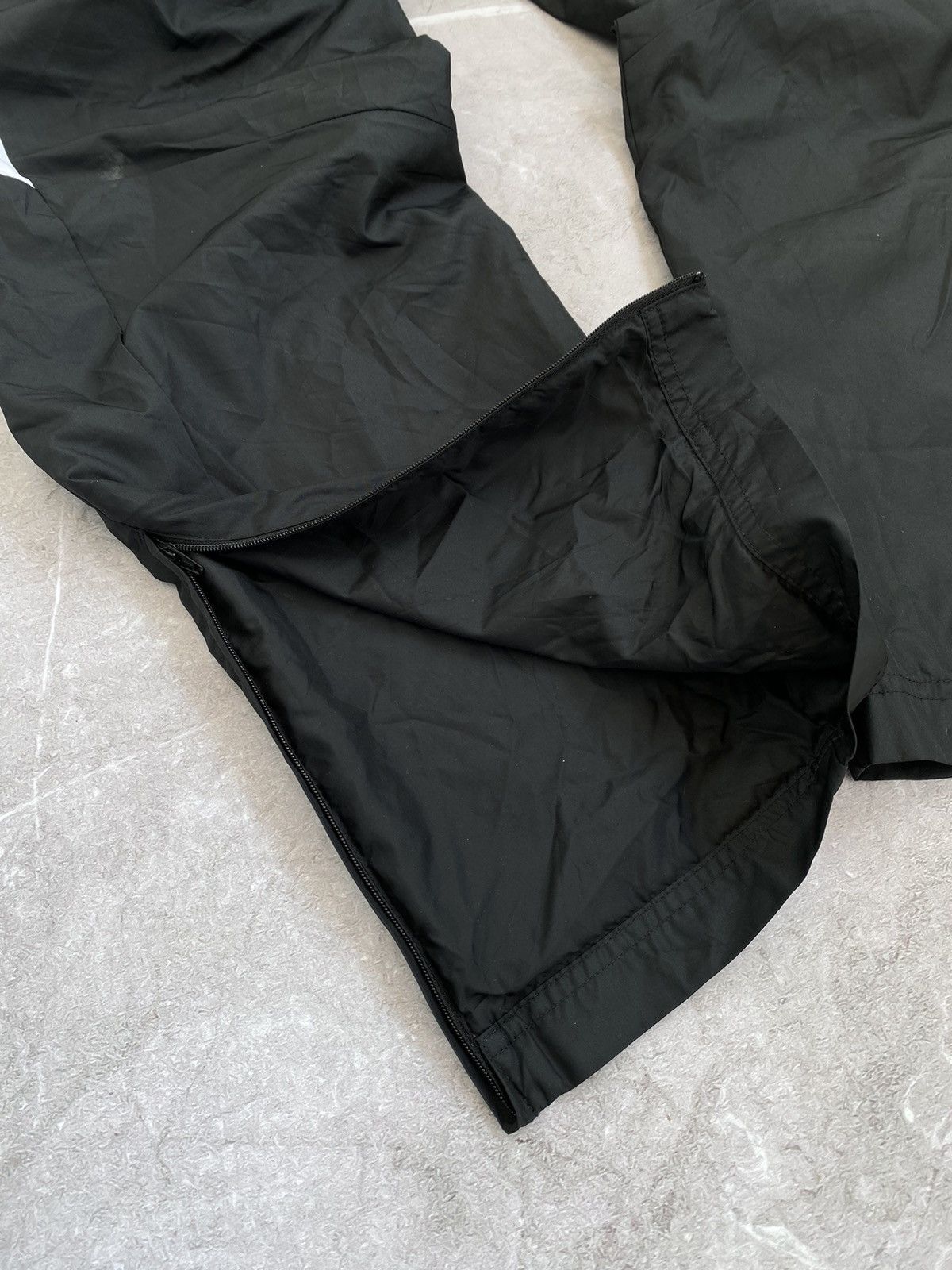 Nike Vintage Y2K Nike Nylon Baggy Drill Swoosh Oversized Pants Size US 31 - 5 Thumbnail